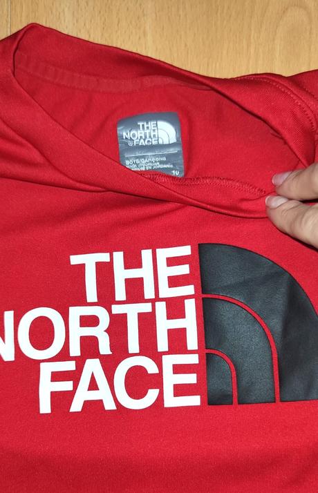 Športové tricko zn. north face, 140