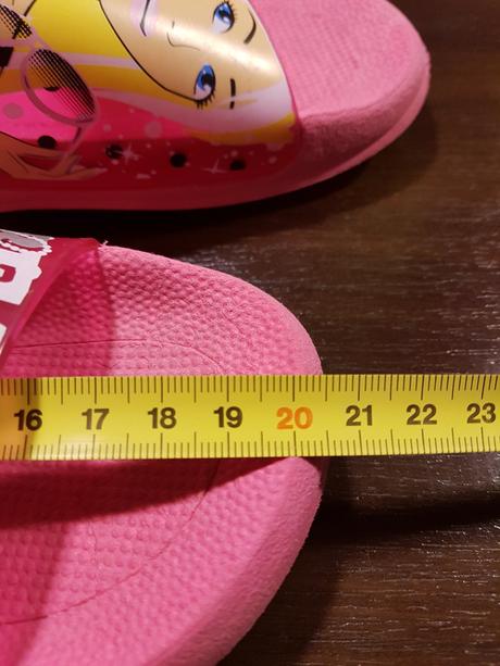 Barbie šlapky, barbie,30