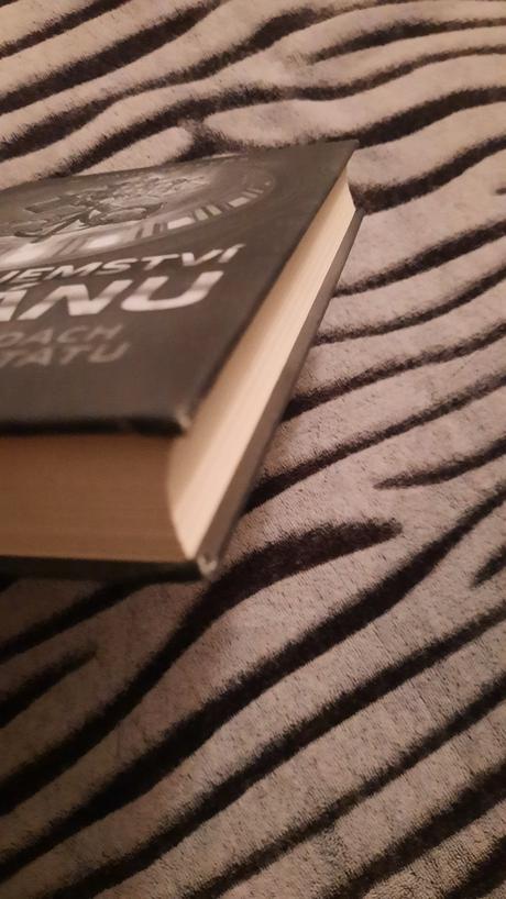 Temná tajemství vatikánu,