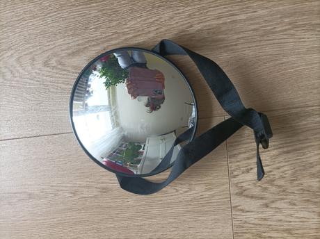 Zrkadlo do auta, 