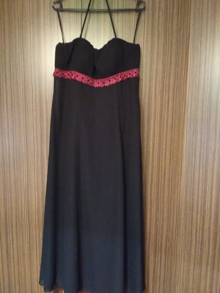 Spolocenské saty, l