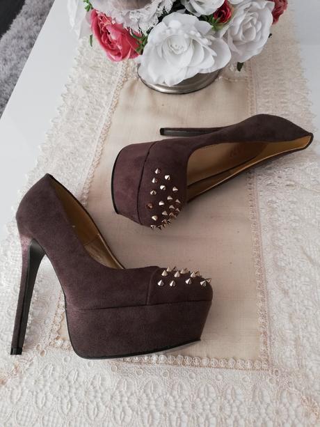 Semišové lodičky. 39, 39