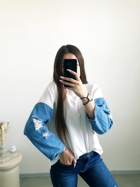 Top s rifľovými rukávmi, reserved