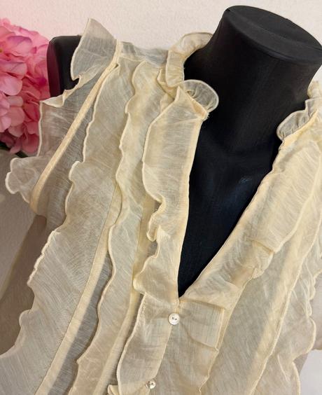 Zara elegantná krémová blúzka s volánmi, zara,s