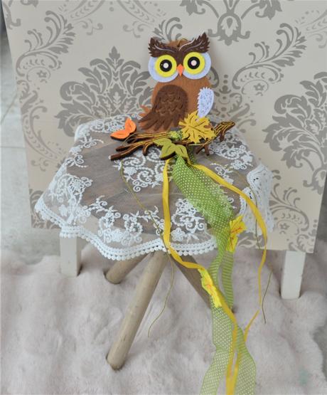 Závesná jesenná dekorácia-sovička,