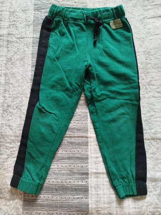 Tepláky, sinsay,104