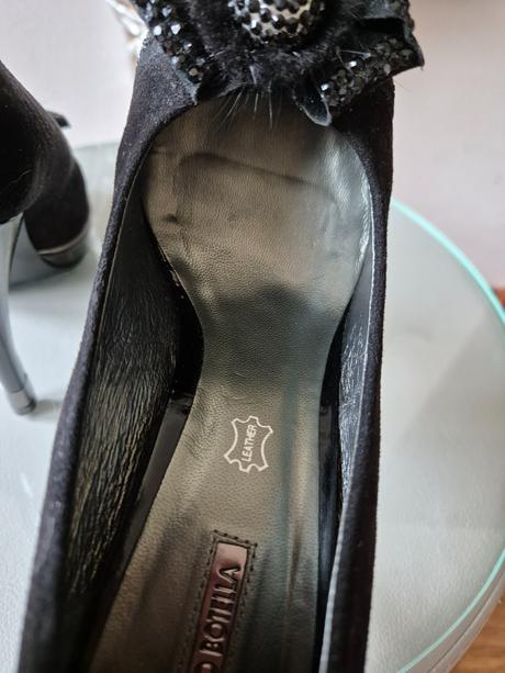 Roberto bottela lodicky, guess,38