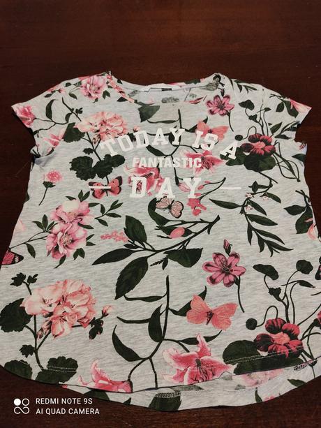 Dievcenske tricko, h&m,146