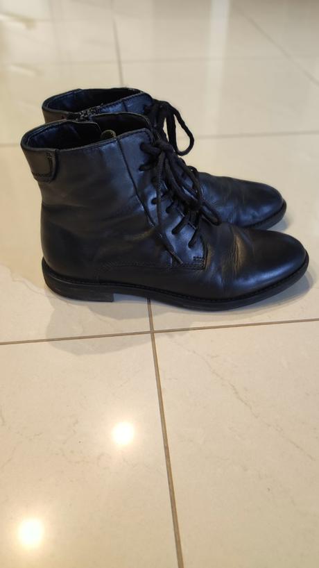 Celokožené jesenno-zimné dievčenské topánky, baťa,39