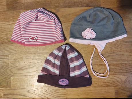 3 dievčen. čiapky rada, oh 50-52, rada