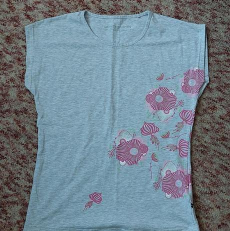 9 dámskych tričiek, l