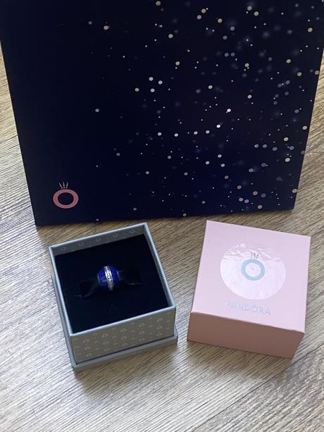 Pandora modra koralka, pandora