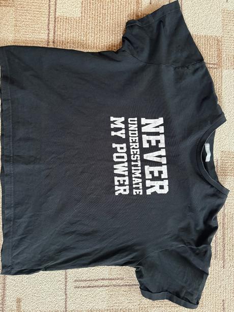 Trička , tielka, bundy, 40