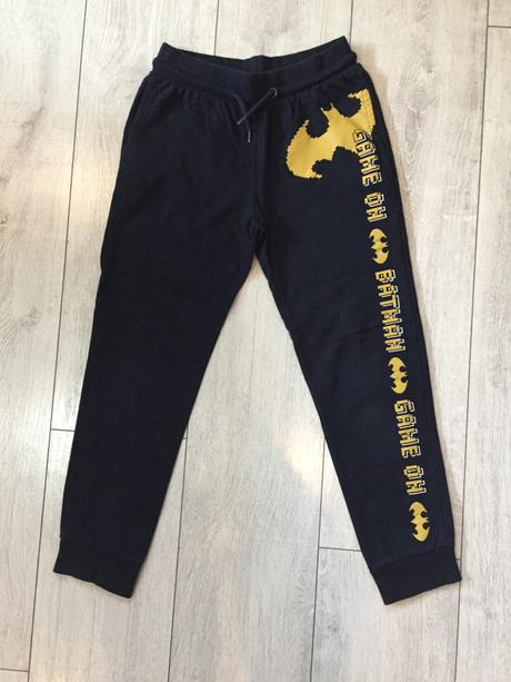 Chlapčenske teplaky batman 9-10 rokov, pepco,140