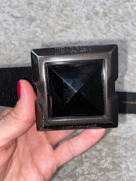 Just cavalli opasok, 