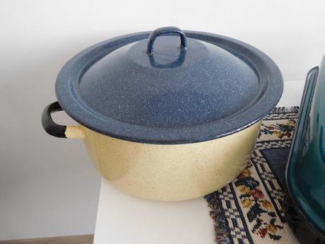 Samltované do kuchyne pekáče, hrnce, 