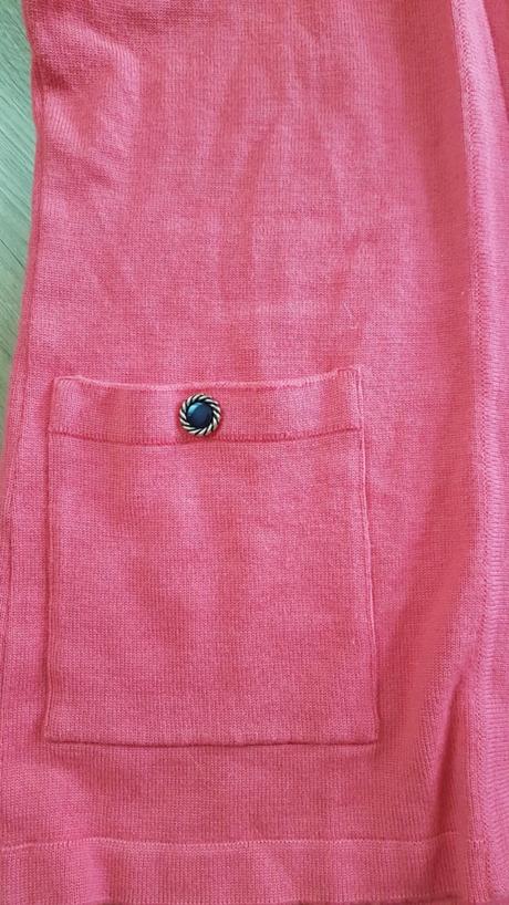 Koralový kardigán v. 40, 40