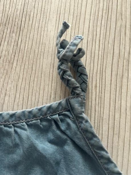 Vyšívaný top na tenké ramienka, f&f,80