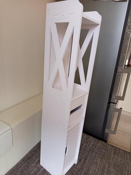 Políčka do kúpeľne, 