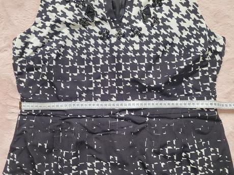 Šaty 46, stradivarius,46