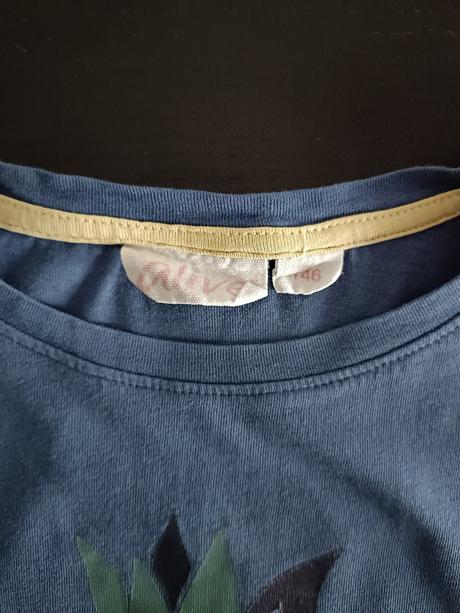 Tričko s ananásom, alive,146