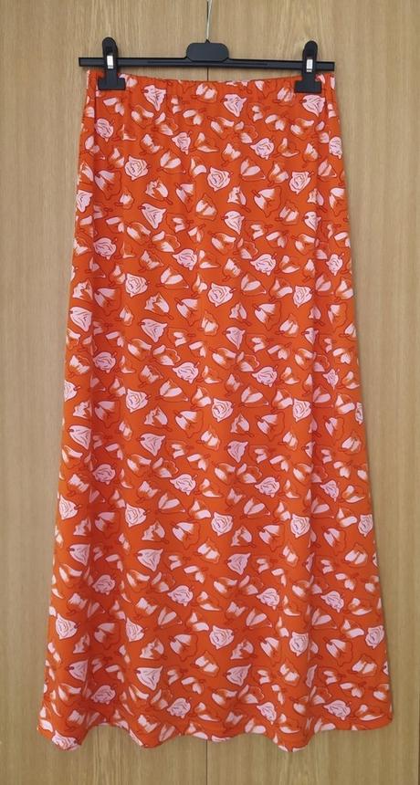 Set dlhá sukňa s tričkom, 42