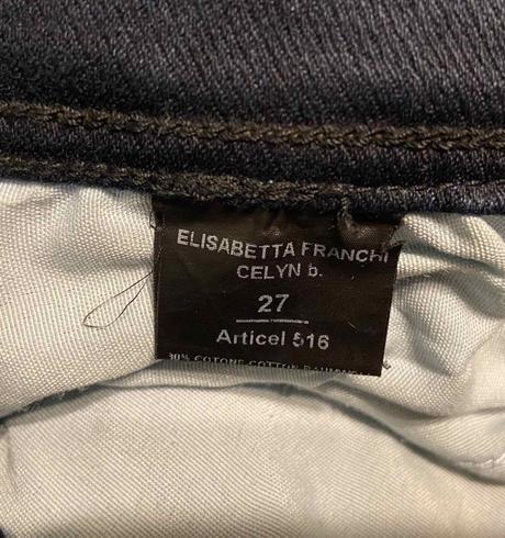 Dievčenské rifle, 146