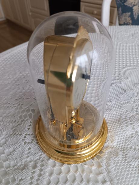 Stolové hodiny - zlatý odtieň, 