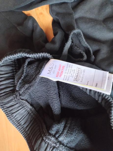 Chlapčenské tepláky, marks & spencer,158