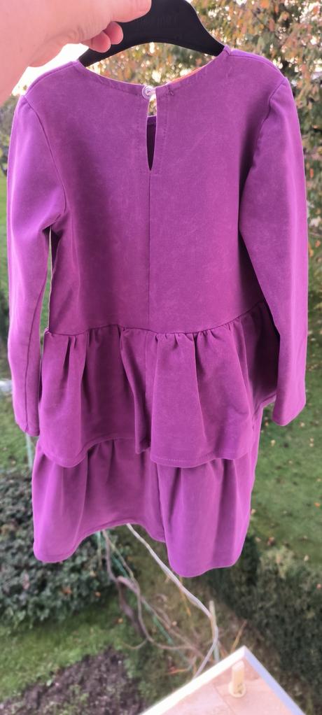 Šaty la bambola, 116