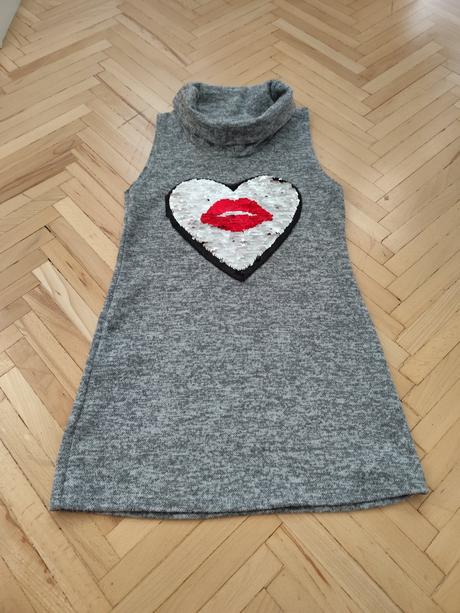 Svetrové šaty, 140