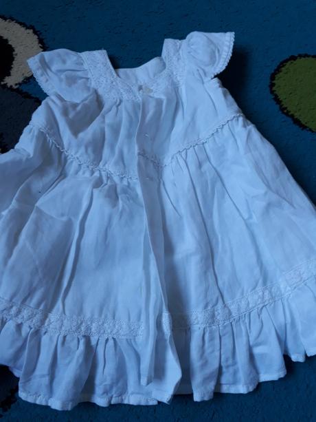 3 x saty vlnené a biele predané, 86–98