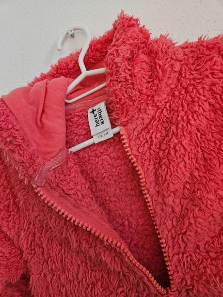 Hrejivá mikina - chlpatka 122/128, c&a,122