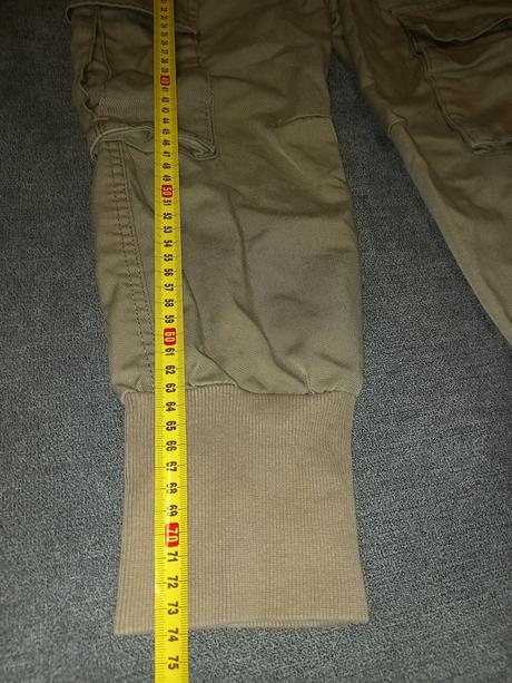 Kapsače, reserved,140