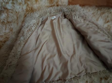 Krátky zimný kožuštek, linia,44