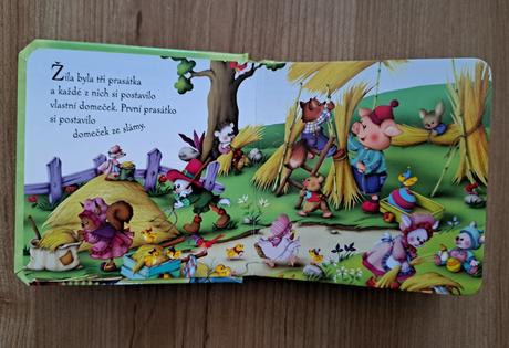 Leporelo "tri prasiatka", 