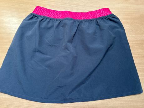 Športová sukňa s kraťasmi, quechua,152
