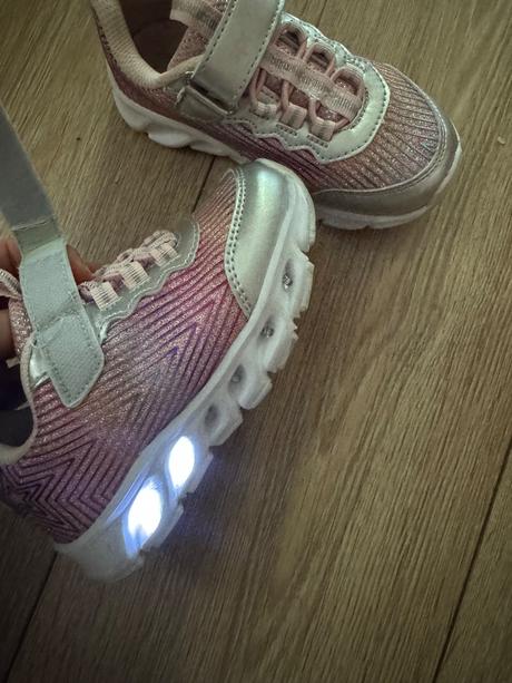 Tenisky blikajuce, sprandi,27