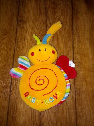 Piskacia knižka motylik látková top stav,