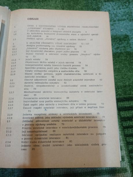 - kniha o slovesnom umeni, 