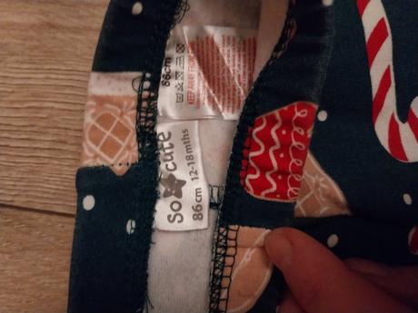 Vianočné legínky, 86