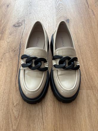 Mokasiny catwalk, 38