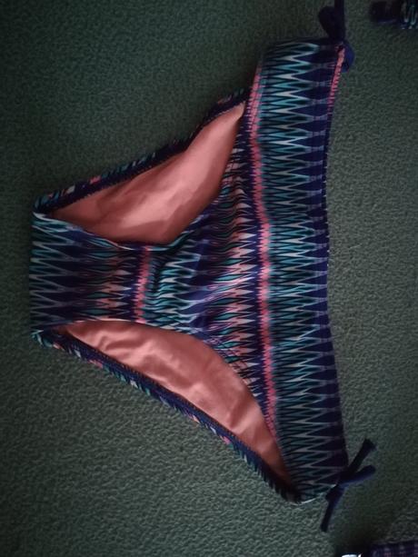 Dievčenské dvojdielne plavky., sanetta,152