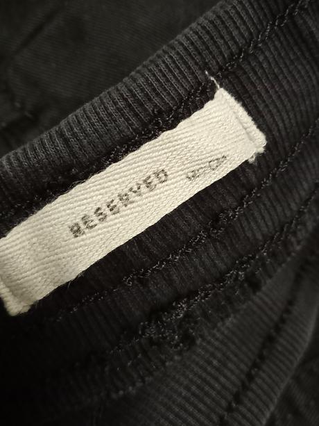 Kapsače, reserved,140