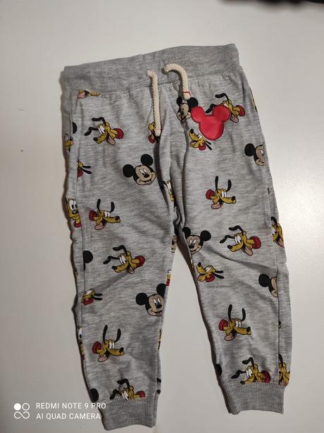 Nove tepláky, zara,92