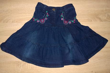 Rifľová sukienka, 128