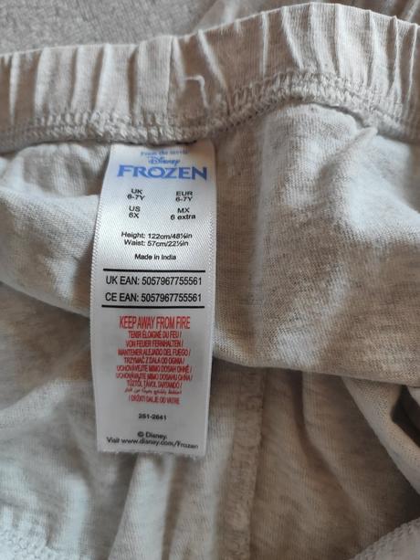 Pyžamo č. 122, disney,122