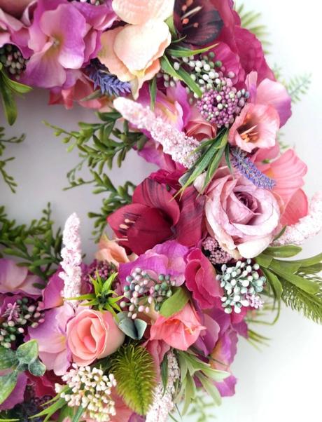 Veniec z finálovými ružami., 