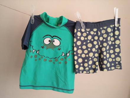 Plavky s tričkom, next,86