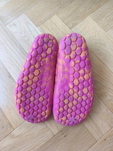 Plážová obuv, vivobarefoot,31